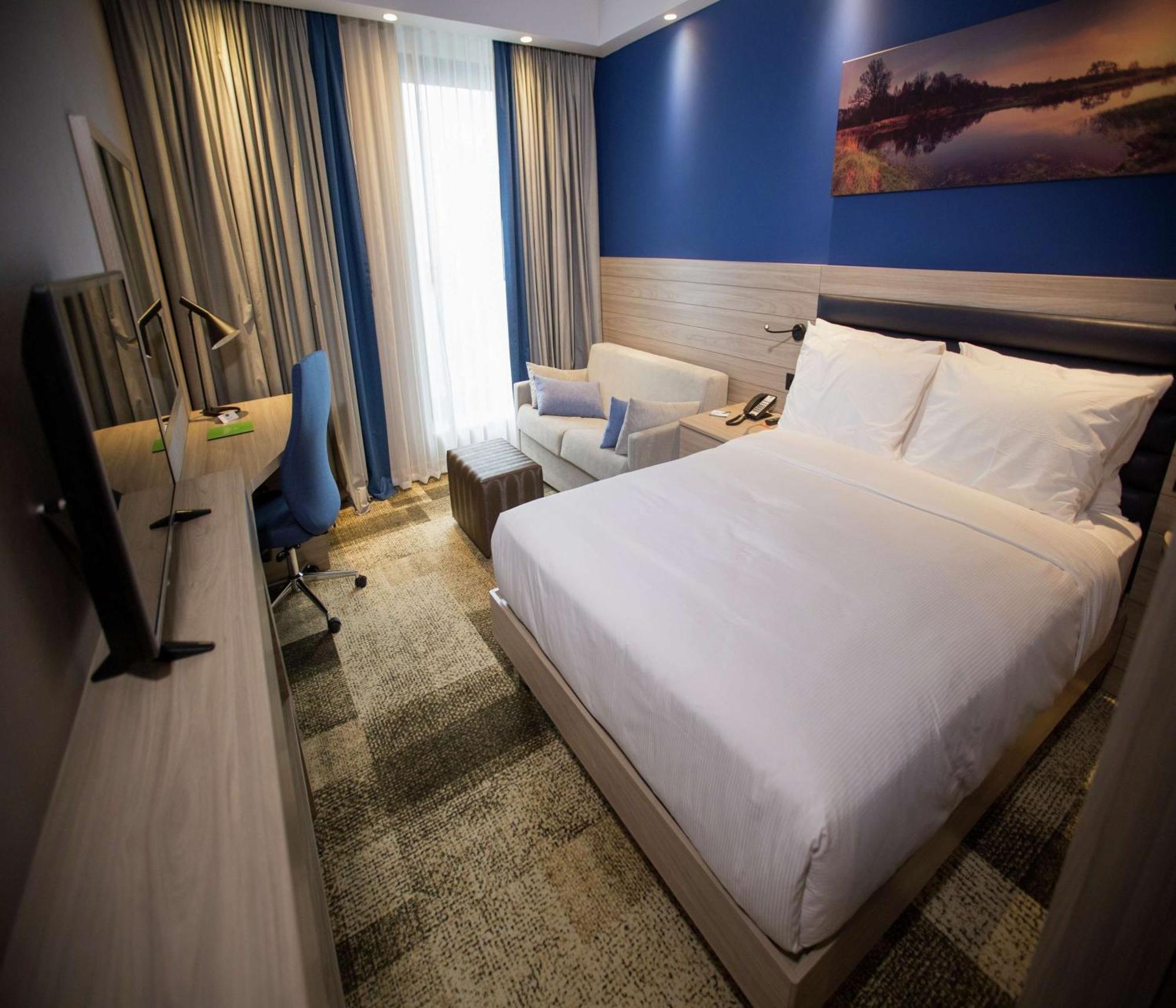 Отель Hampton By Hilton Болу Экстерьер фото