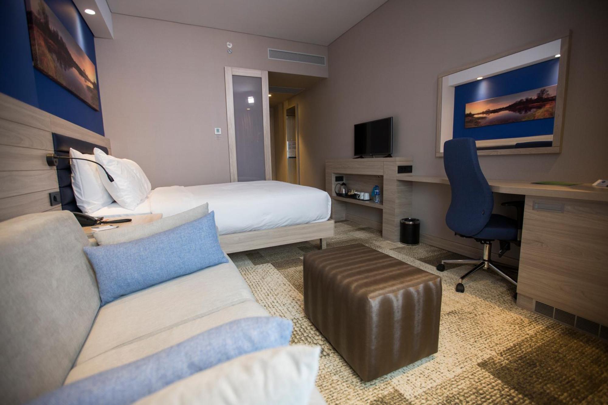 Отель Hampton By Hilton Болу Экстерьер фото