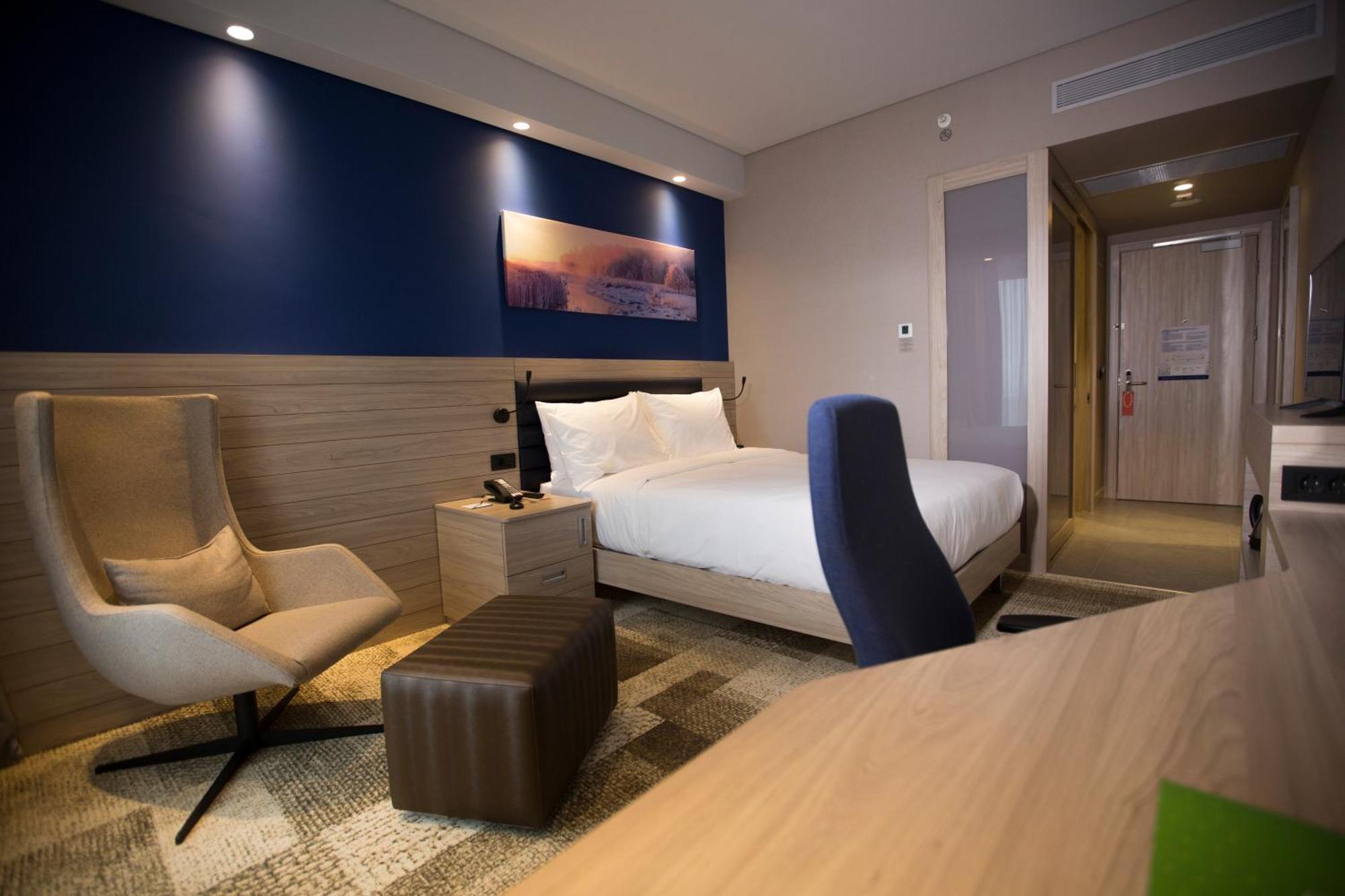Отель Hampton By Hilton Болу Экстерьер фото